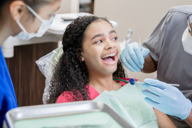 Best Emergency Tooth Extraction in University, MS